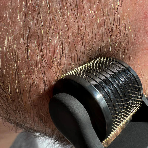 Hvordan bruger man en dermarulle til skægvækst?